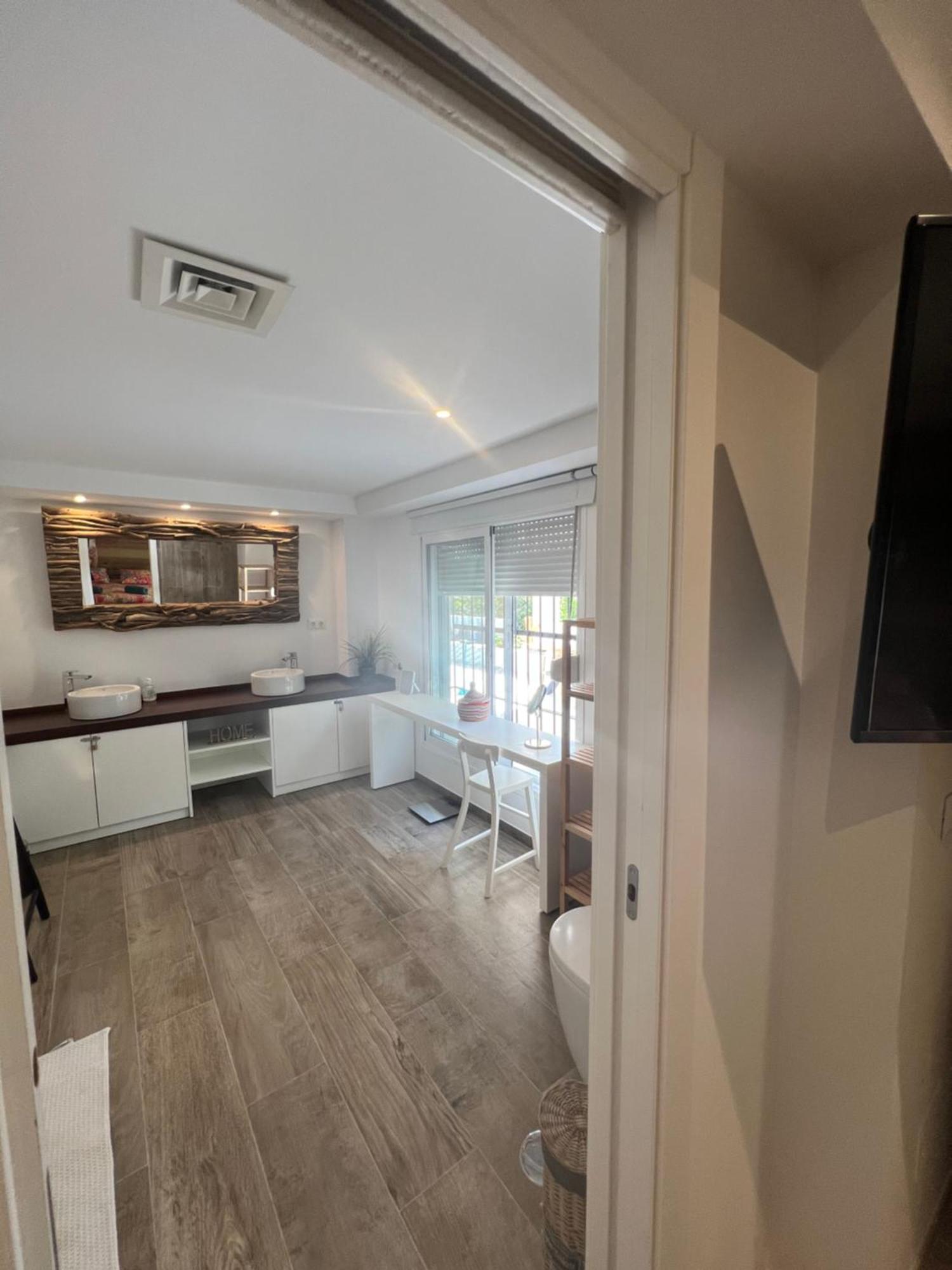 Ibiza Chic A Calahonda - Piscine Et Proximite Marbella