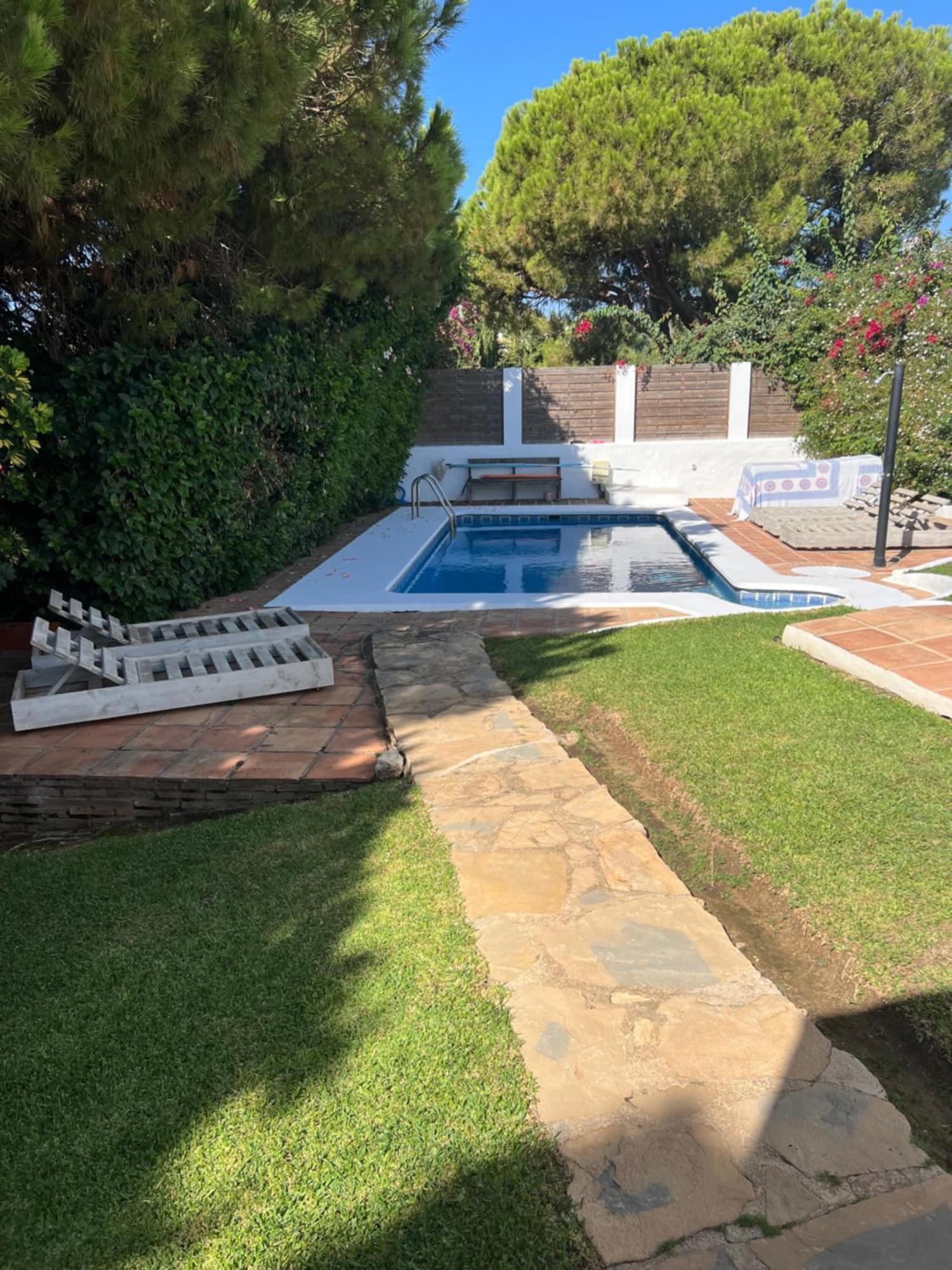 Ibiza Chic A Calahonda - Piscine Et Proximite Villa